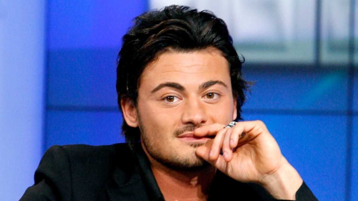Immagine di Che gelida mano mortina