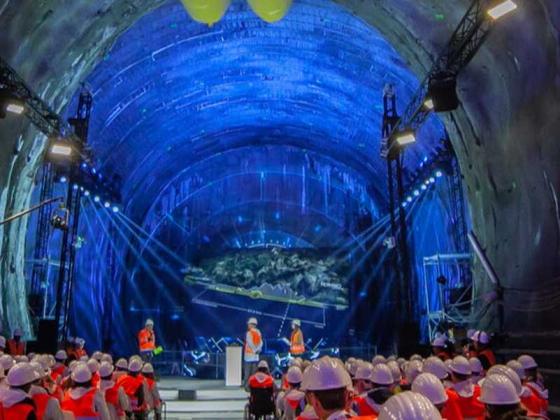 L'inaugurazione del completamento della prima tappa della galleria Lione-Torino (foto LaPresse)