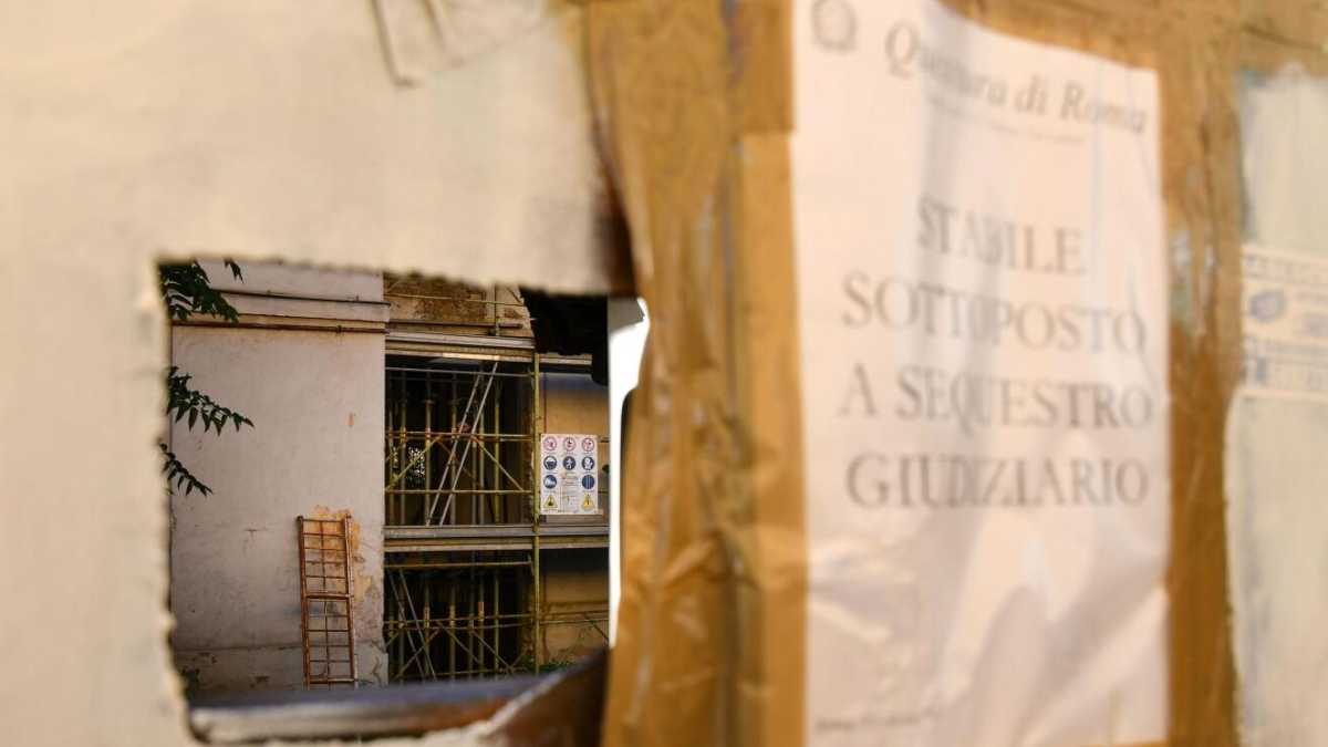 Immagine di Si complica la riqualificazione dello stabile di Via dei Lucani