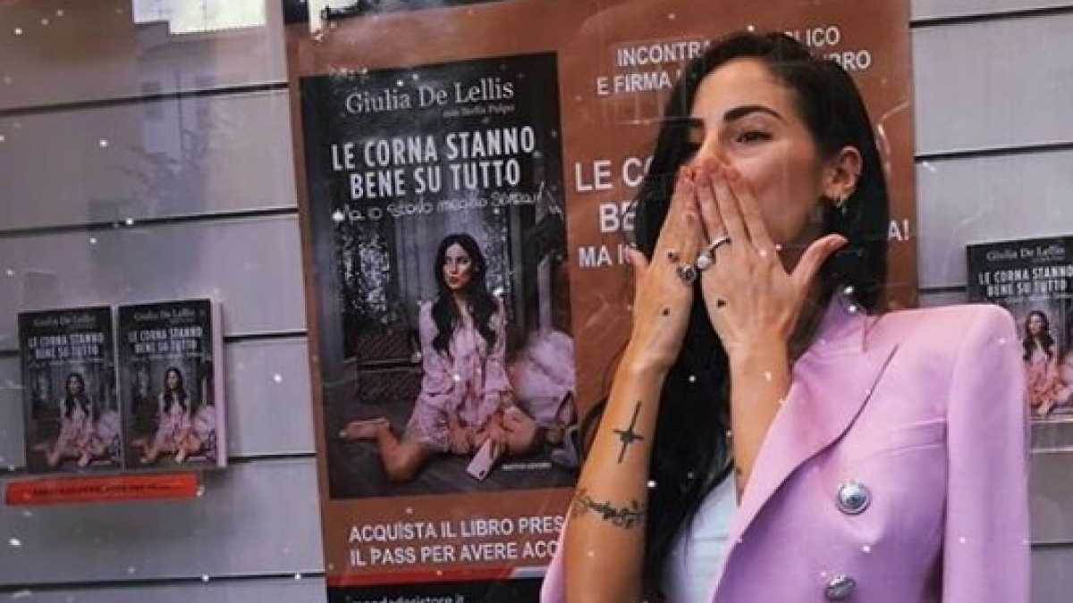 Immagine di Il bestseller di Giulia De Lellis non è male e piace pure alle femministe