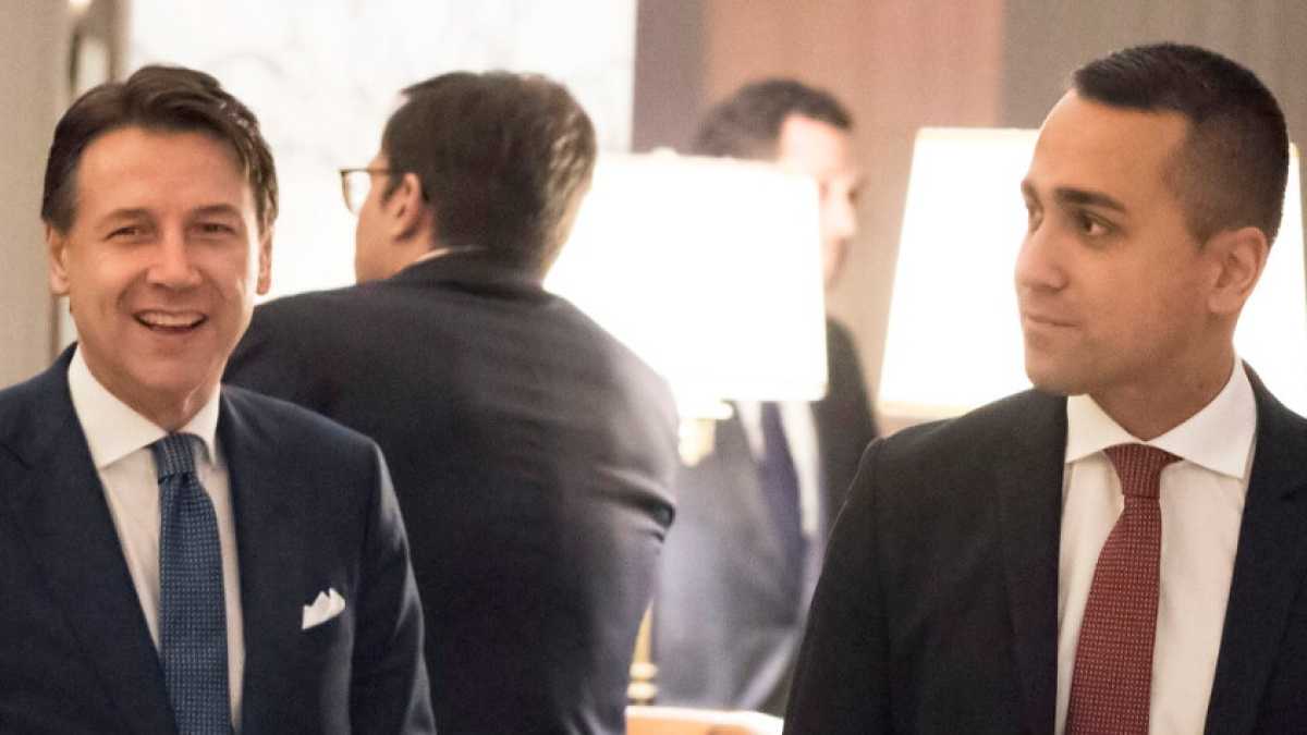 Immagine di Il partito di Conte, la nuova Dc a cinque stelle e altre faide grilline