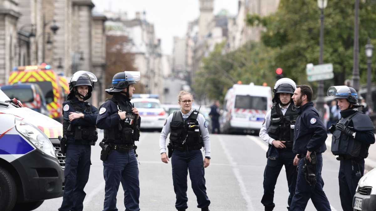 Immagine di Attacco alla prefettura di Parigi