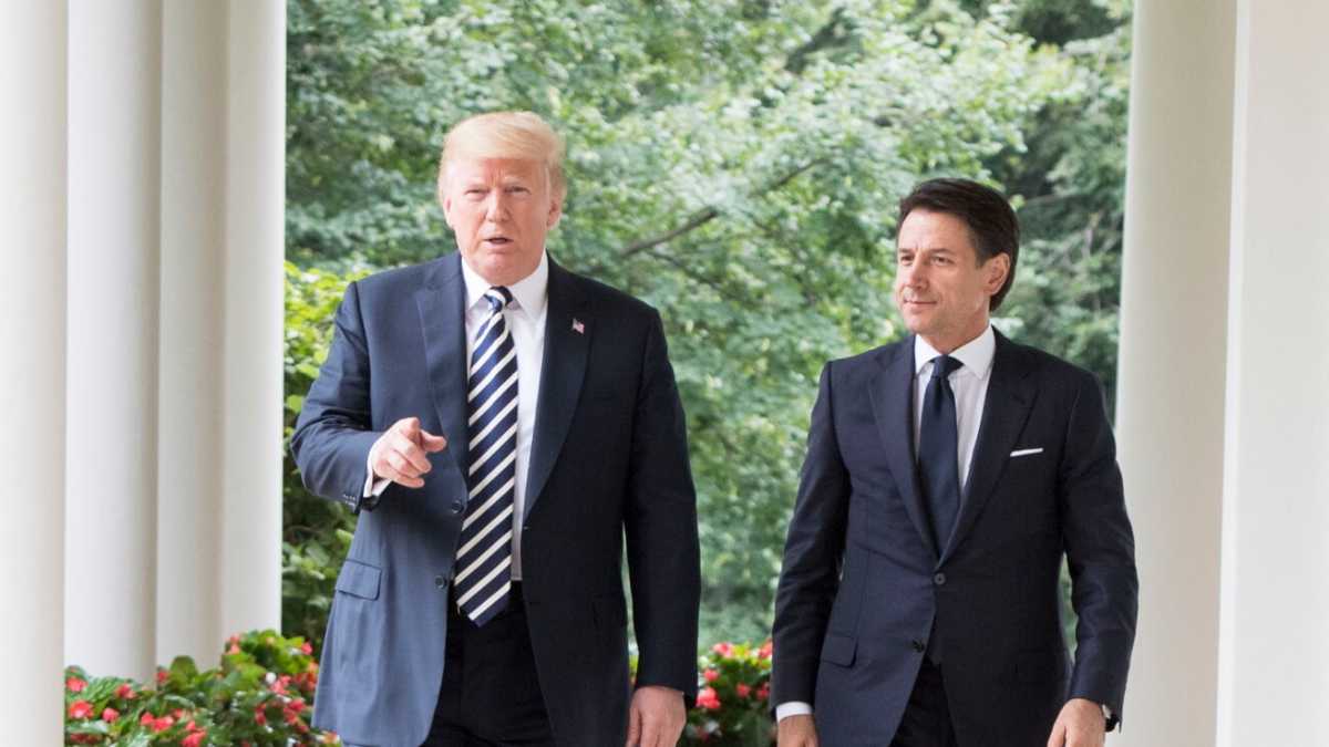 Immagine di Ora Trump chiede alla Cina di investigare i Biden