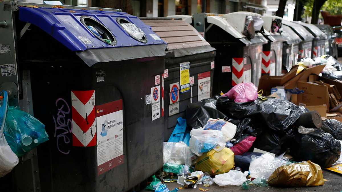 Immagine di Caos rifiuti a Roma, è boom di disinfestazioni