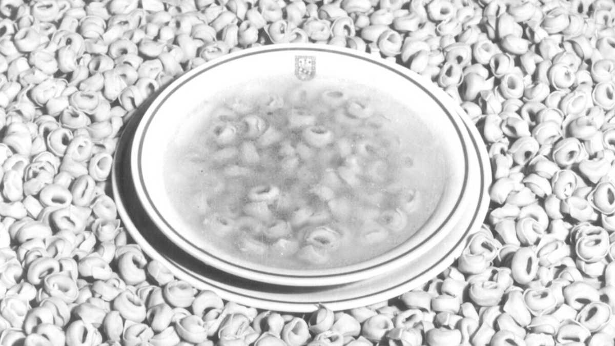 Immagine di L’importanza dei tortellini in brodo e l’esagerazione sull’Apocalisse