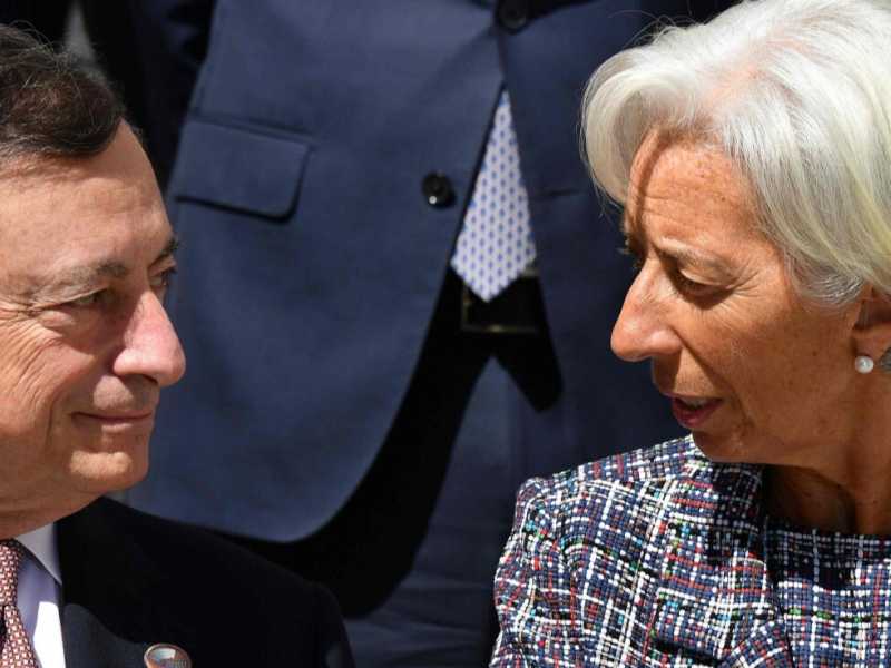 Mario Draghi e Christine Lagarde (LaPresse)