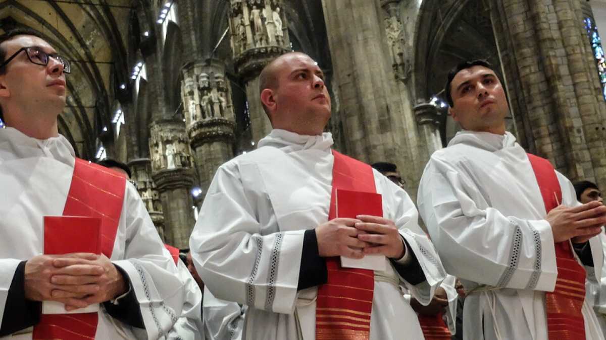 Immagine di La solitudine del prete, virtù per il mondo