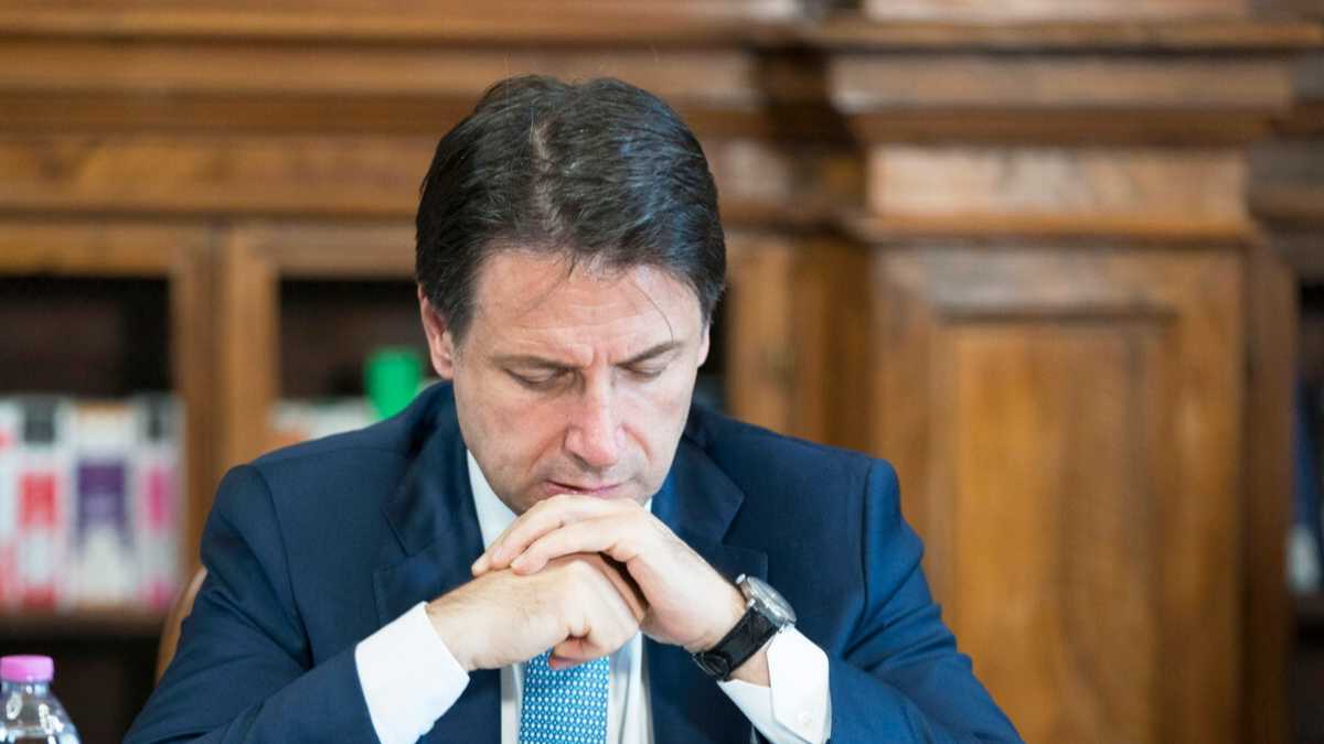 Immagine di Il pasticcio di Trump in Siria e i dubbi sulla manovra del governo Conte