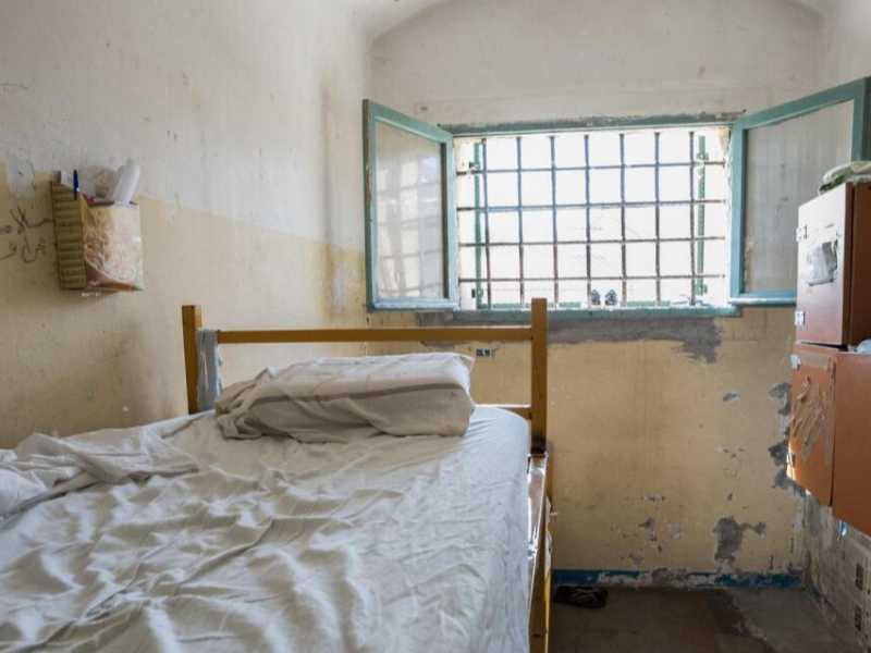 Una cella del carcere di San Vittore a Milano (foto LaPresse)