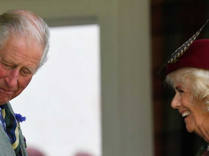 Il principe Carlo d&rsquo;Inghilterra (settant&rsquo;anni) e Camilla, duchessa di Cornovaglia (settantadue anni). Foto LaPresse