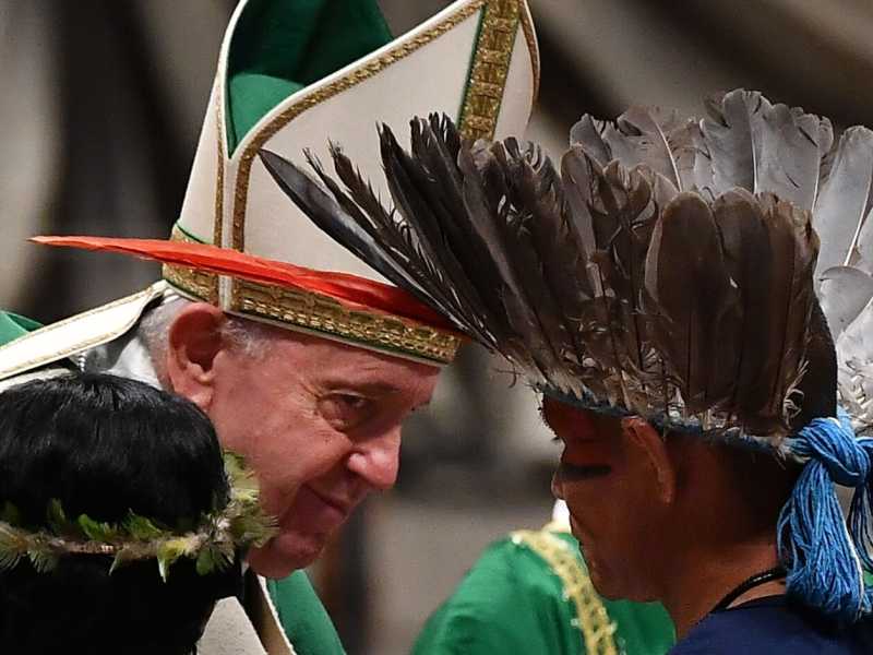 Papa Francesco apre il Sinodo per l&rsquo;Amazzonia (foto LaPresse)