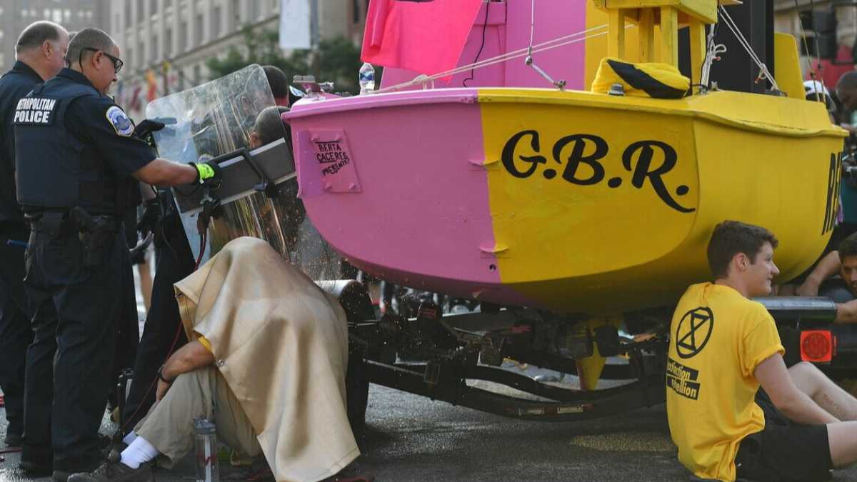 Immagine di Effetti delle pazze tasse degli ambientalisti. Nel 2016 bastava un nì