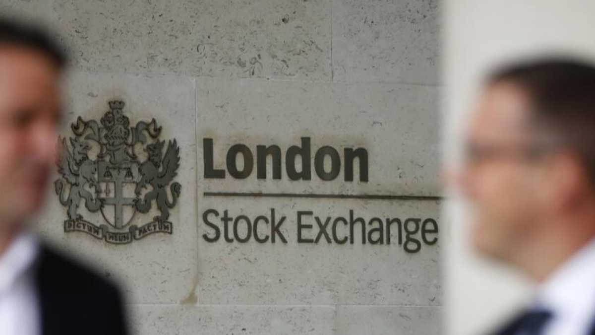 Immagine di Cosa cambia per Piazza Affari il ritiro dell'offerta di Hong Kong per la Borsa di Londra