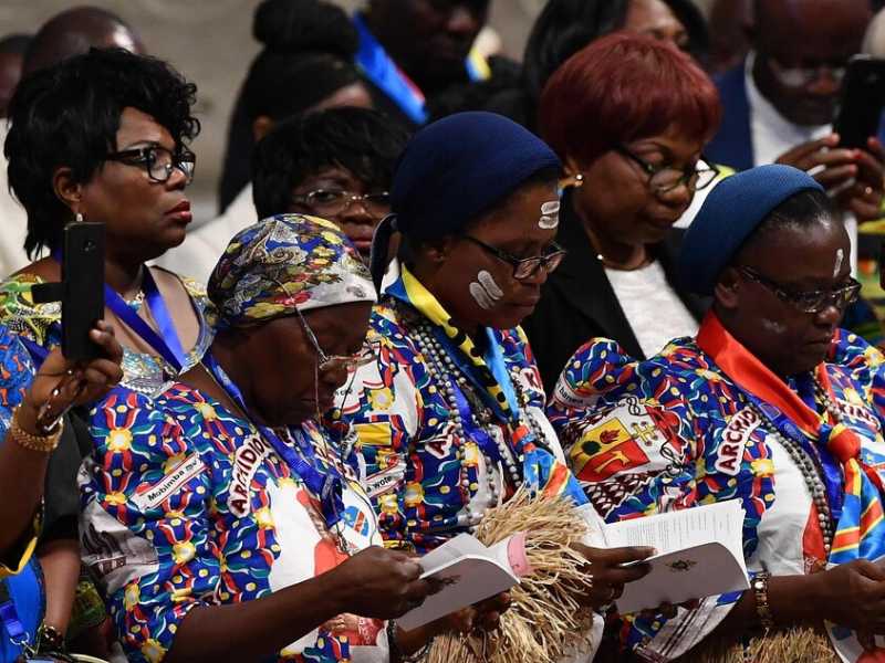 Papa Francesco apre il Sinodo per l&rsquo;Amazzonia (foto LaPresse)