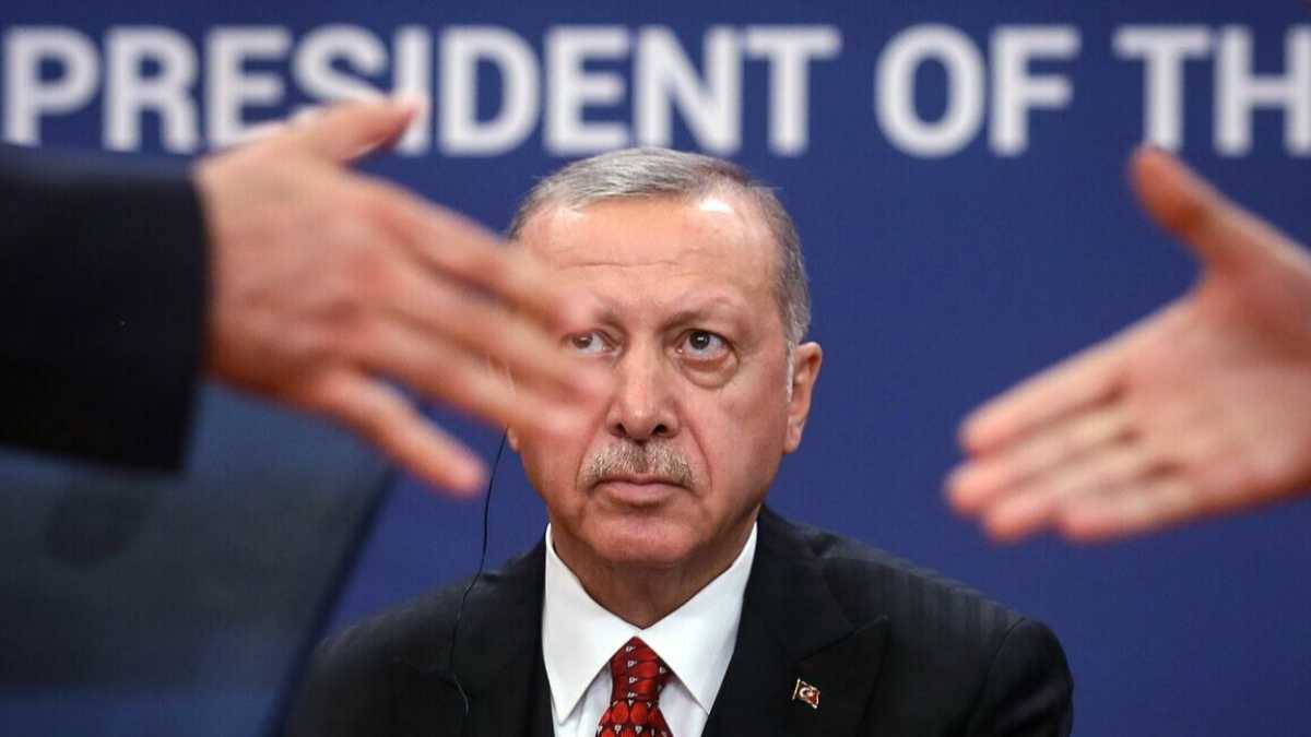 Immagine di Le critiche al taglio dei parlamentari e le mosse di Erdogan in Siria