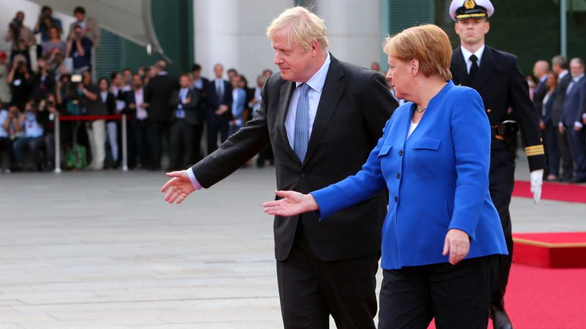 Immagine di Johnson e l’accordo con l’Europa