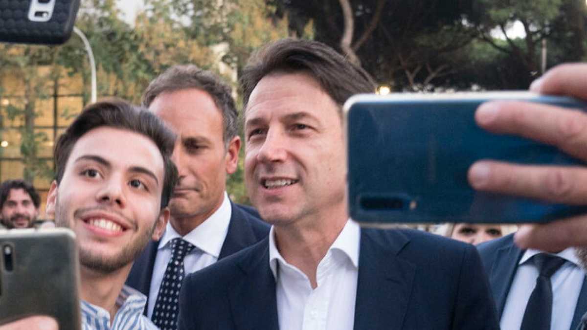 Immagine di Conte e l'AbiDiccì della politica