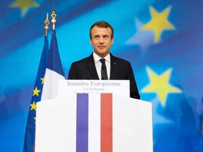 Emmanuel Macron al suo discorso alla Sorbona (foto LaPresse)