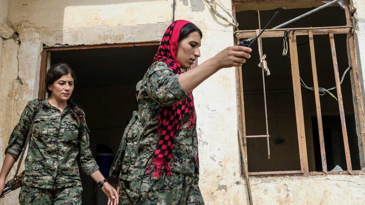 Immagine di Il coraggio delle donne curde, che combattono la più feroce delle guerre. Siamo con loro