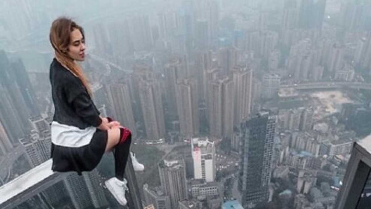 Immagine di Dare un senso all’autodistruzione dei giovani