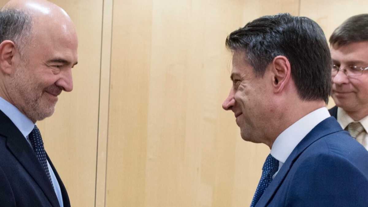 Immagine di L'Ue richiama (ancora) l'Italia sui conti pubblici. Ma lo spread tiene