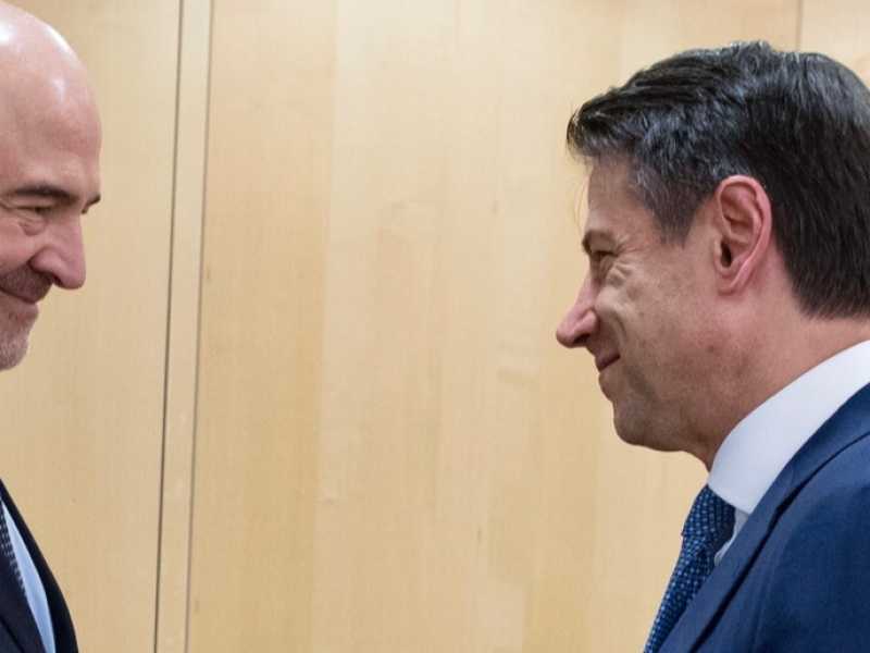 Pierre Moscovici e Giuseppe Conte (foto LaPresse)