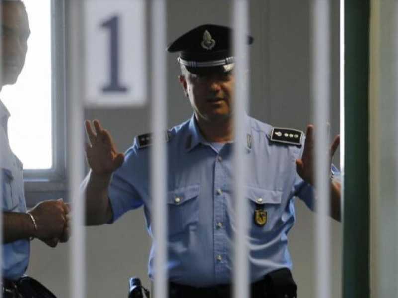 Il bluff di Mafia Capitale è una lezione per la politica e anche per il giornalismoVIDEO - Ferrara nel 2014: “È una puzzonata”