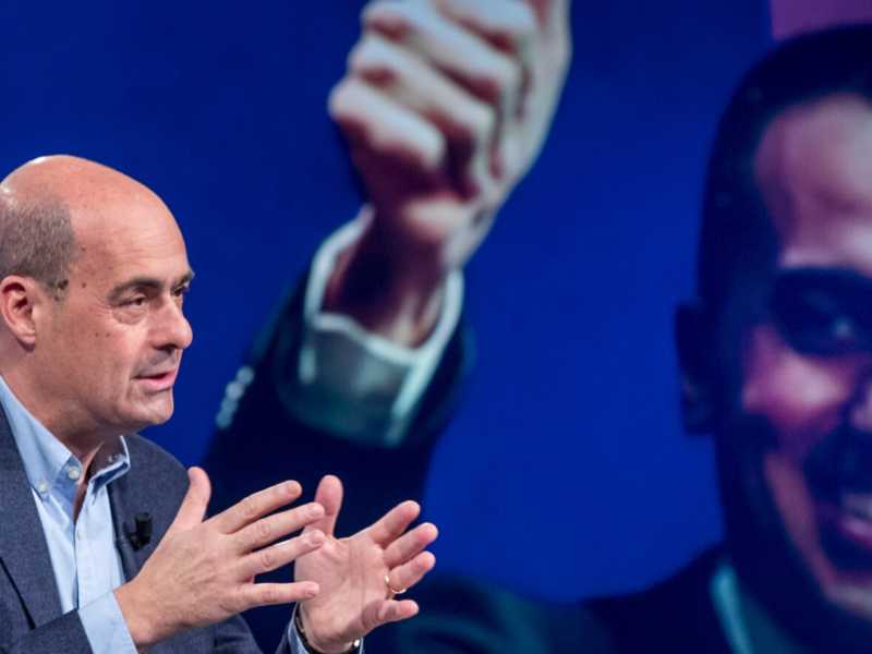 Nicola Zingaretti e Luigi Di Maio (foto LaPresse)