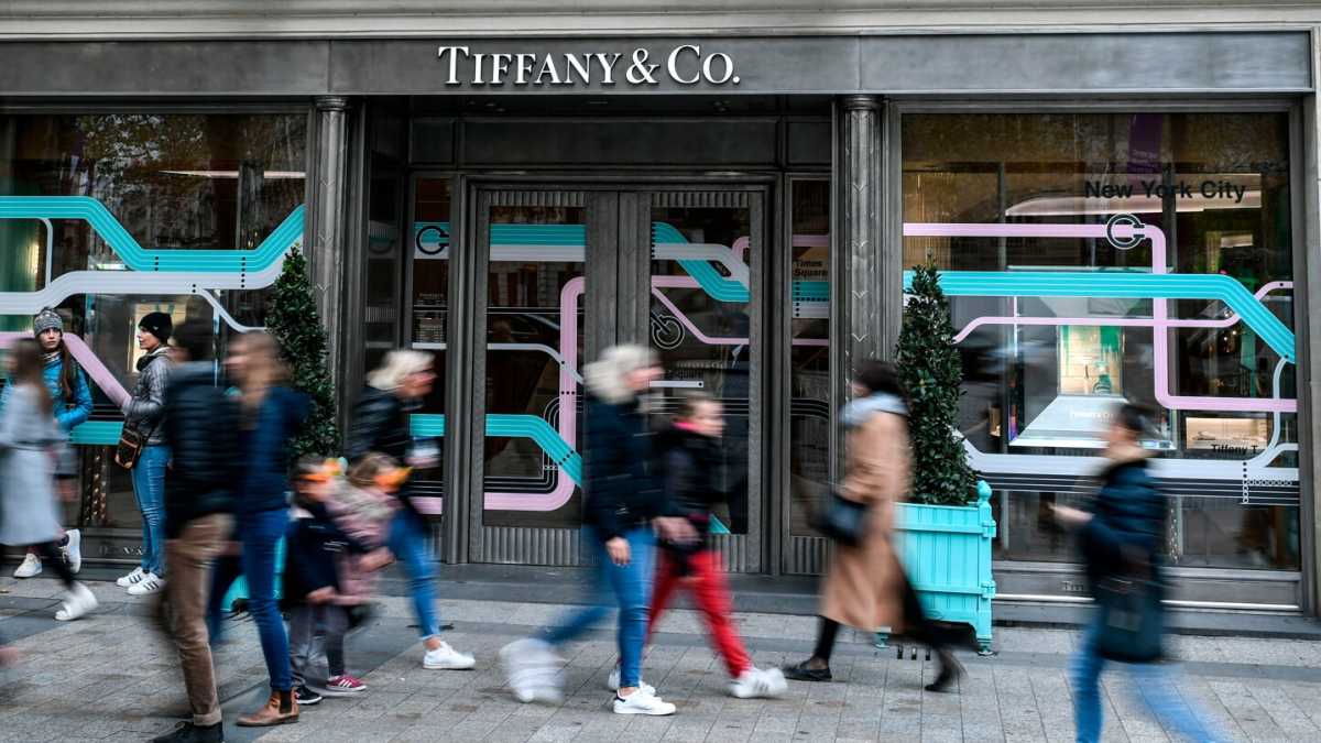 Immagine di Offerta avara di Arnault per i gioielli Tiffany. Il ruolo di Bogliolo