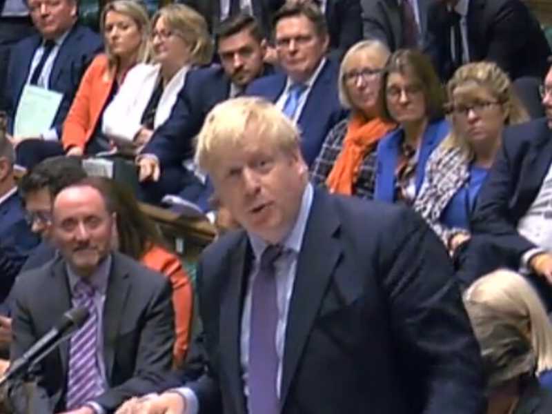 Boris Johnson alla camera dei Comuni (foto LaPresse)