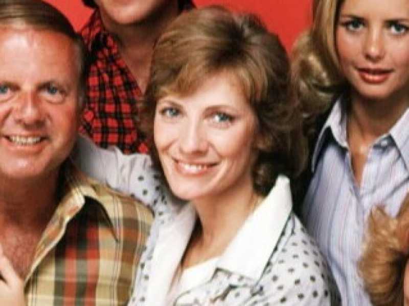 Un'immagine della Famiglia Bradford, serie tv americana andata in onda tra il 1977 e il 1981