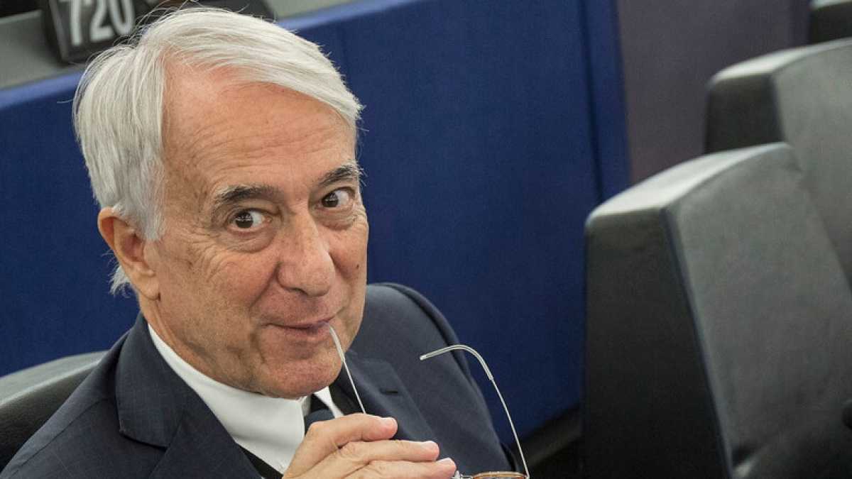 Immagine di Là dove c’era Pisapia