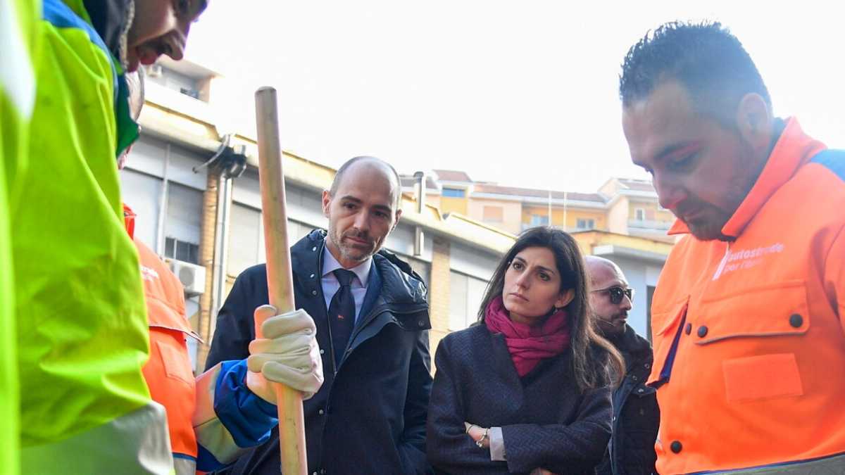 Immagine di Vite parallele sui social