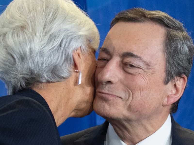 Mario Drgahi e Christine Lagarde (foto LaPresse)