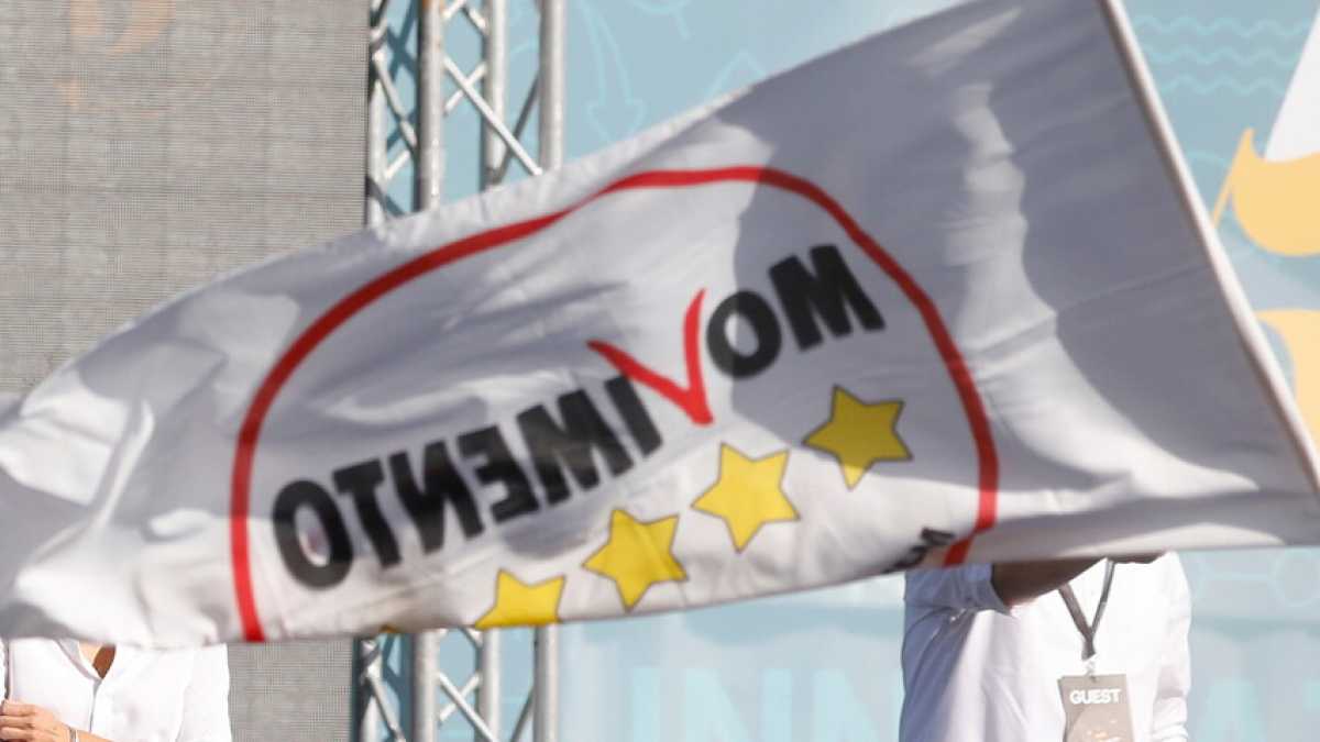 Immagine di “Nel centrosinistra, ma non nel Pd”. Il “nuovo” M5s secondo Brescia