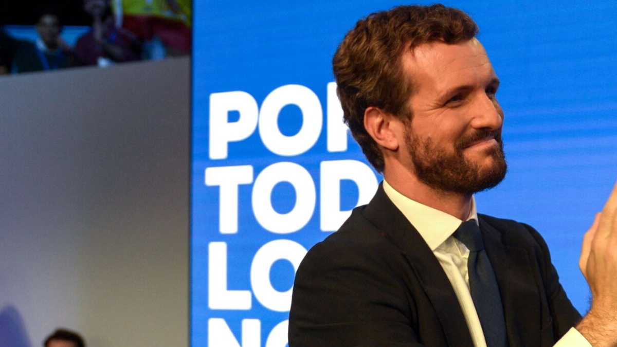 Immagine di Il leader del centrodestra spagnolo ha una nuova strategia: fare il moderato