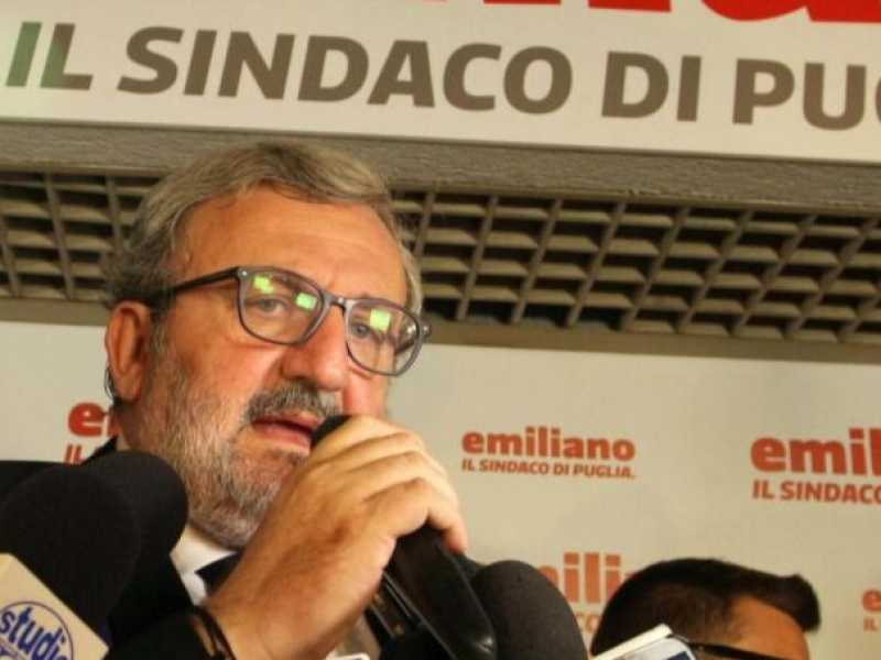 Il governatore pugliese, Michele Emiliano (foto LaPresse)