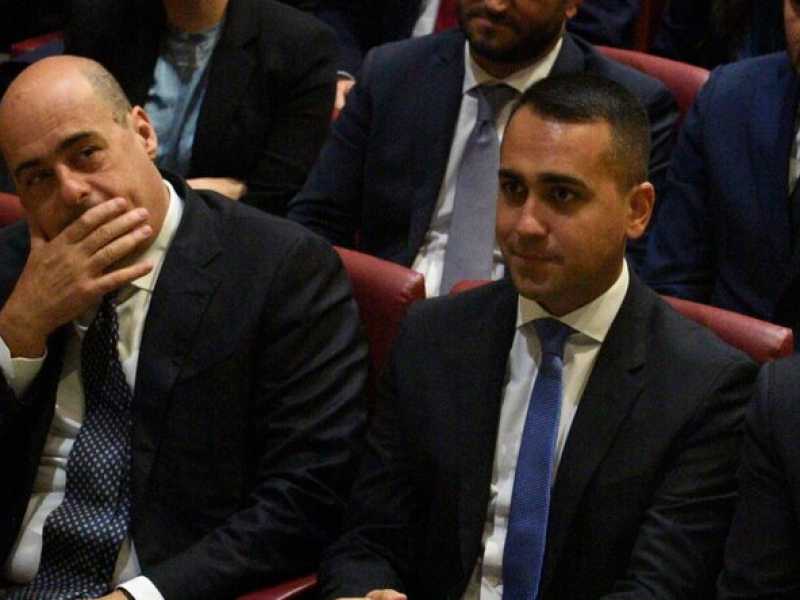 Da sinistra Roberto Speranza, Nicola Zingaretti, Luigi Di Maio e Giuseppe Conte (foto LaPresse) 