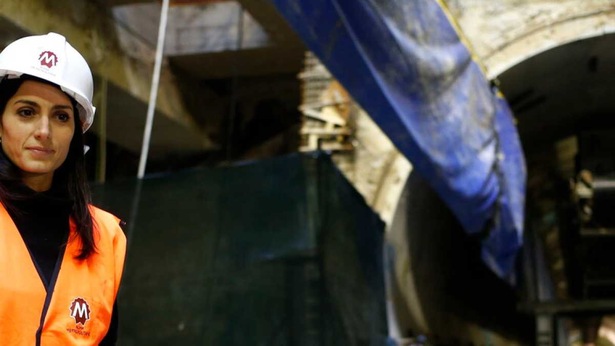 Immagine di Recensire Metro C. Una linea perennemente sostituita dalle navette