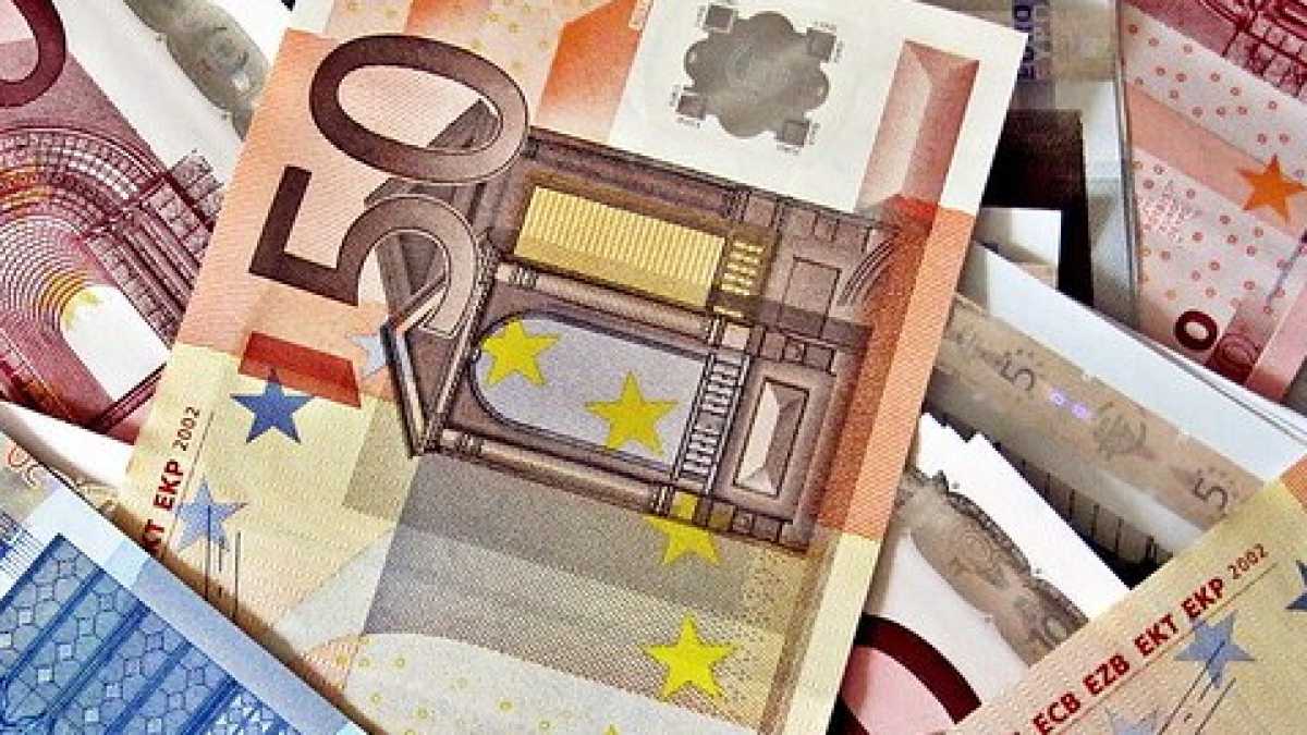 Immagine di L'Italia supera la Grecia come debitore più rischioso dell'Eurozona