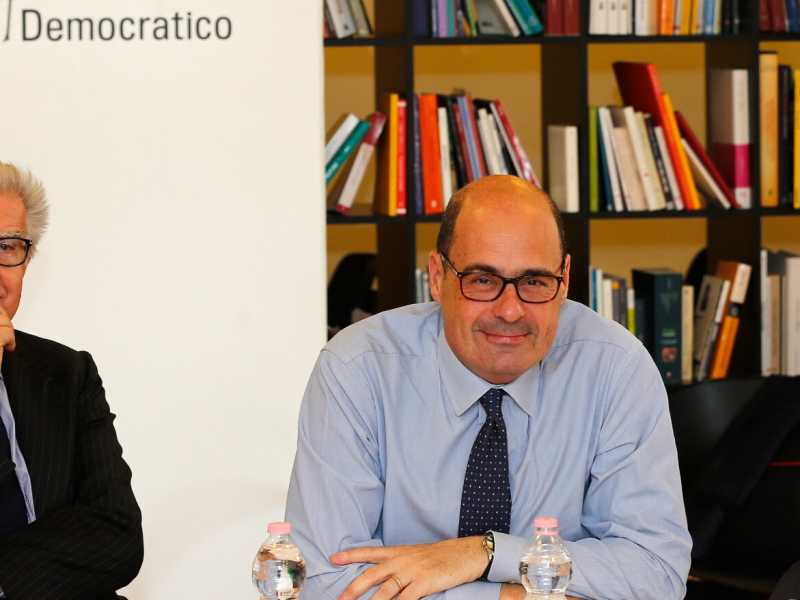 Nicola Zingaretti e Luigi Zanda (foto LaPresse)