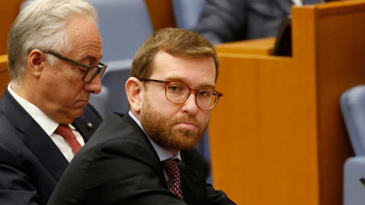 Immagine di Peppe Provenzano, ministro per il Sud contro la perla del Nord