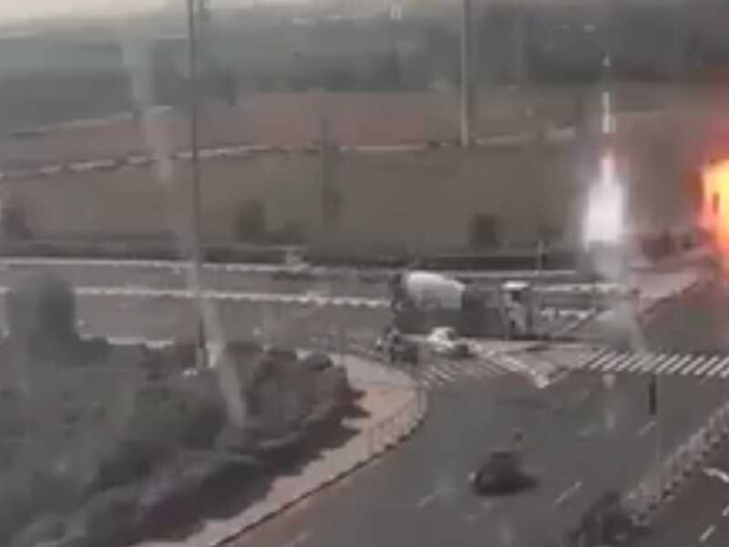 Un missile proveniente da Gaza colpisce un'autostrada israeliana