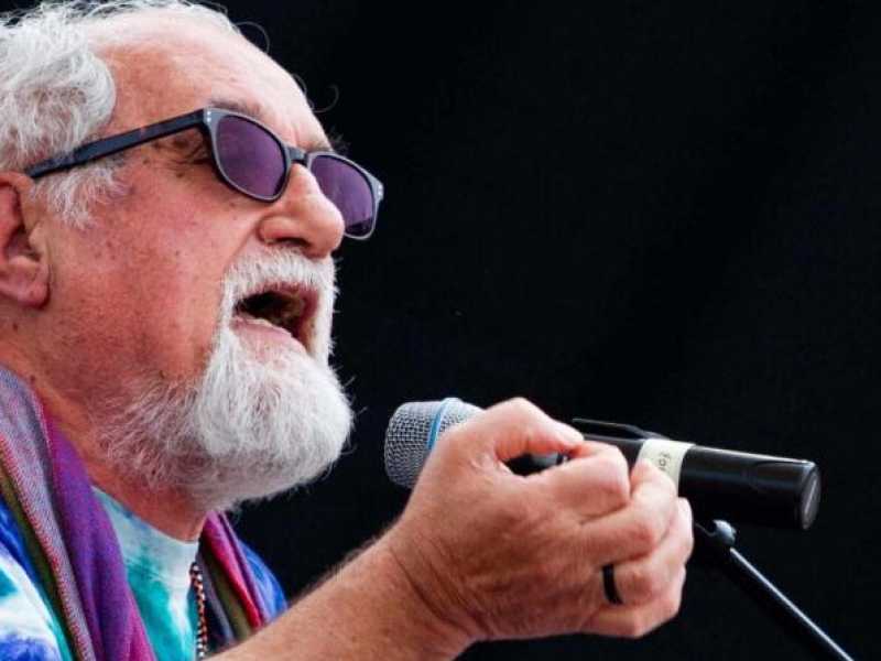 Padre Alex Zanotelli (foto LaPresse)