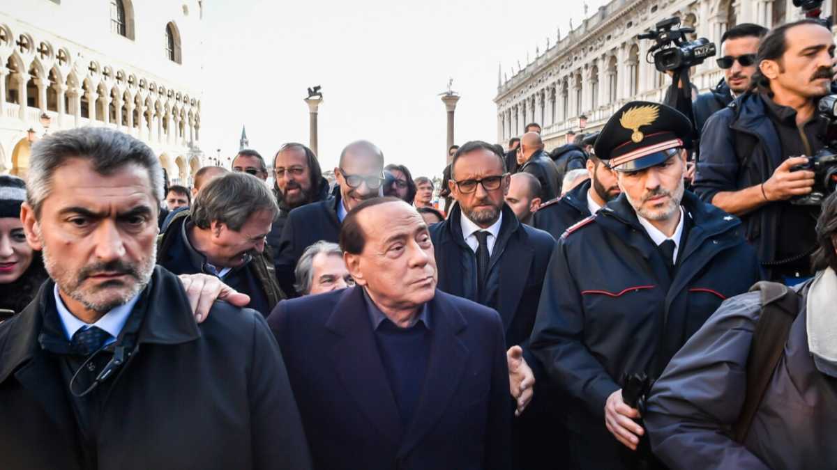 Immagine di Basta disastri, forza futuro. L’Italia del Cav.