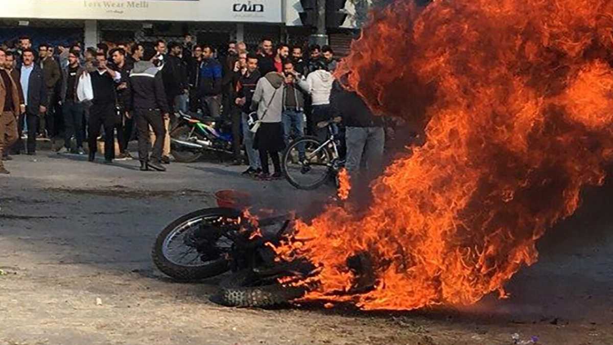 Immagine di L’Iran voleva reprimere le proteste in Iraq ma si ritrova un’ondata in casa