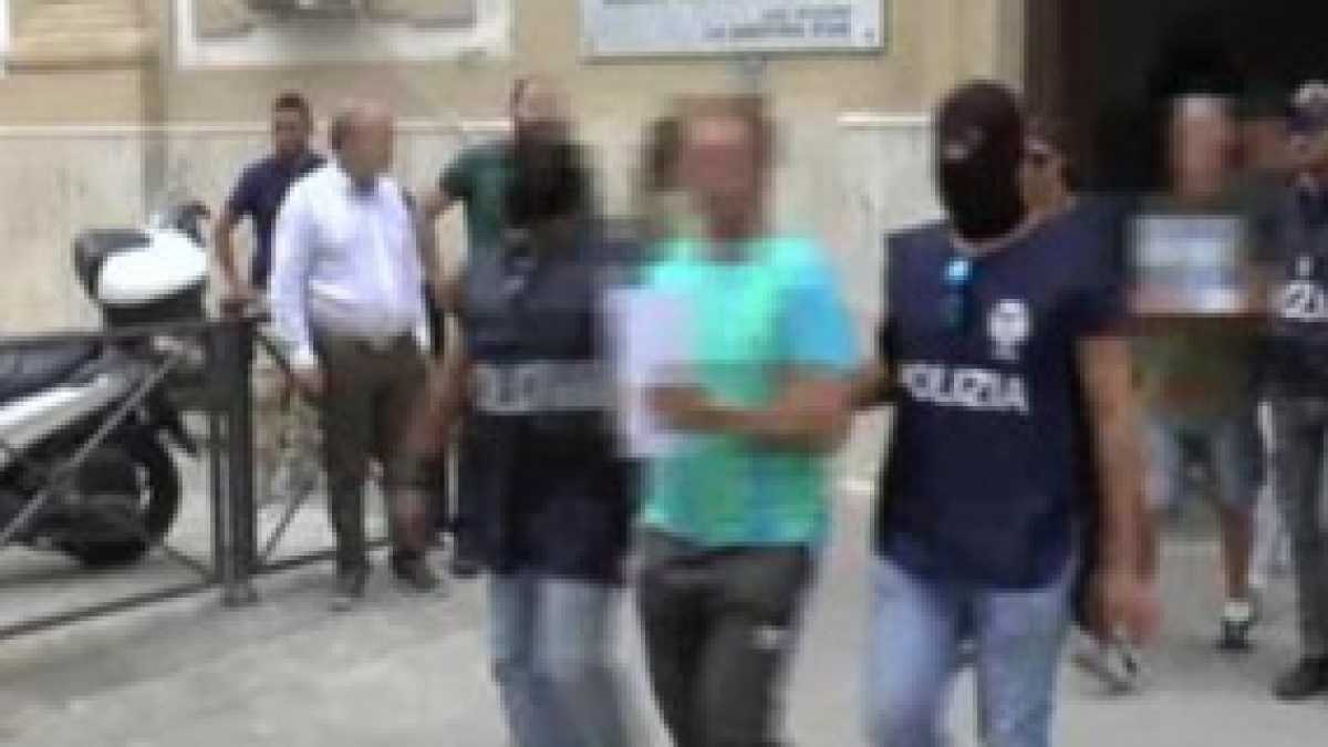 Immagine di Il boss spaccaossa, una fotografia della mafia stracciona di oggi