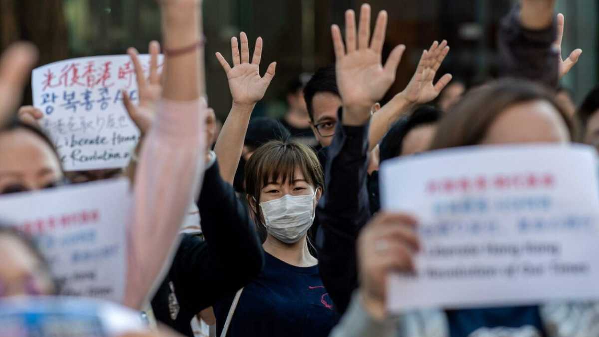 Immagine di Hong Kong, Pechino e la chiesa. Parla l'attivista Lee Cheuk Yan