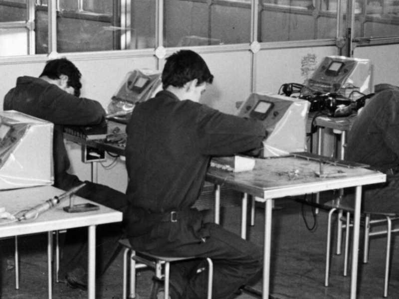 Un'immagine del centro addestramento professionale IRI a Napoli (foto LaPresse)