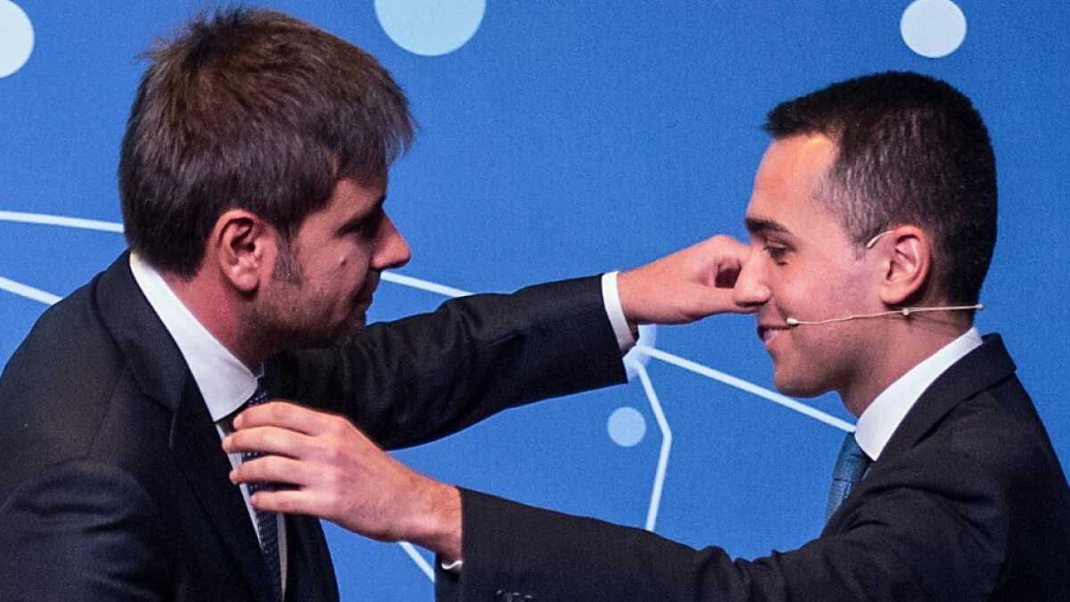 Immagine di Il Pd pensava di aver fatto un governo con Di Maio e si ritrova Dibba